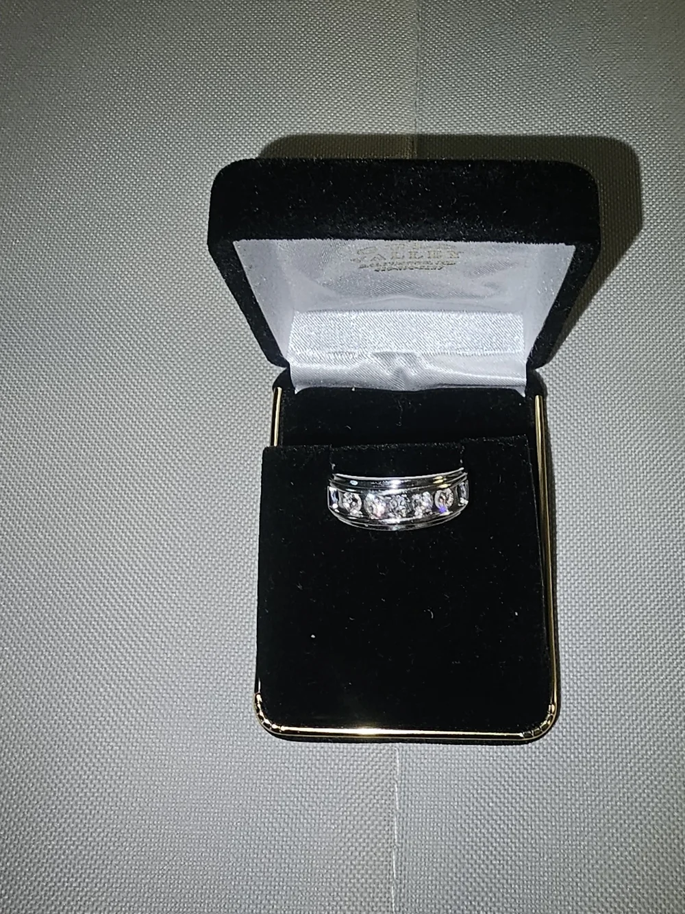 Men's White Gold Wedding Band. 2k In Diamonds